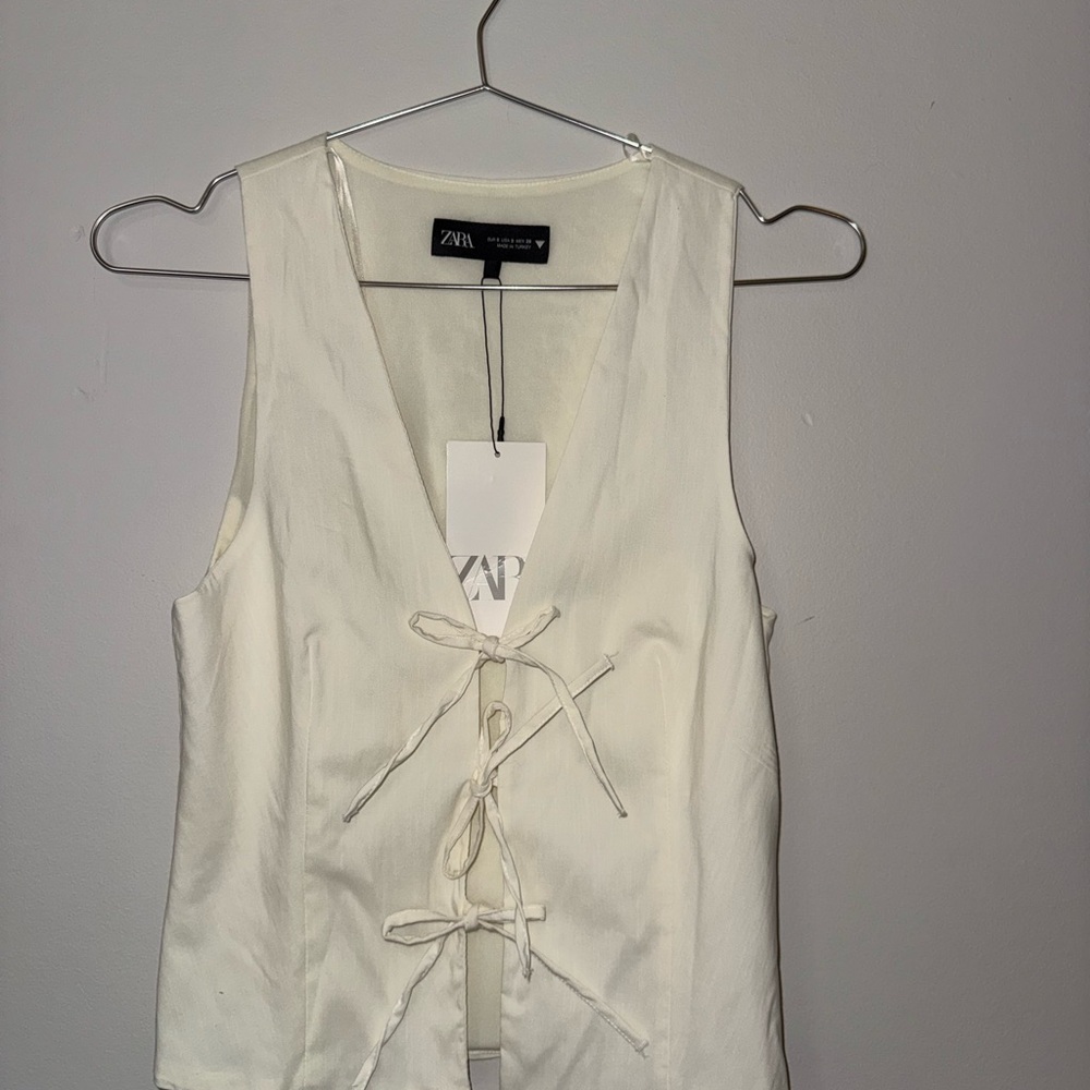 Zara Women's Cream Tie-Front Blouse